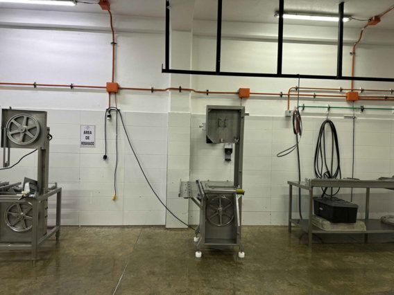 Instalaciones sanitarias del área de procesos